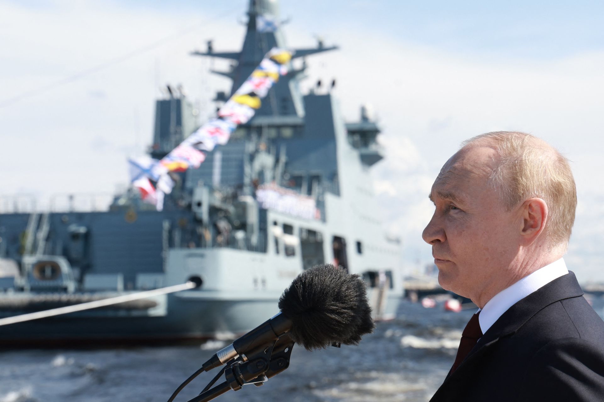 Le Kremlin n'exclut pas une rencontre entre Poutine et Trump en Chine en septembre