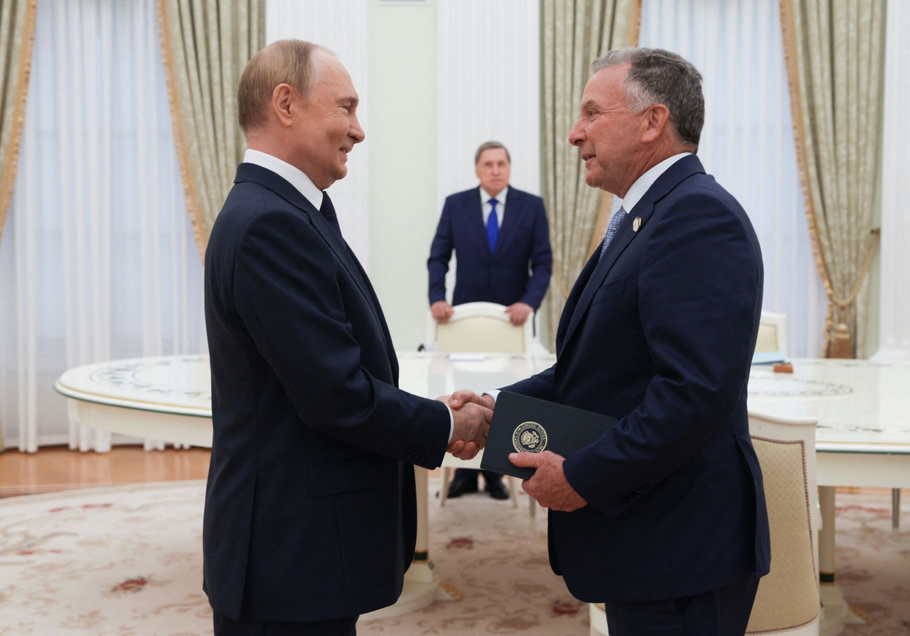 Ukraine : l'émissaire de Trump reçu par Poutine à deux jours de l'expiration de l'ultimatum américain