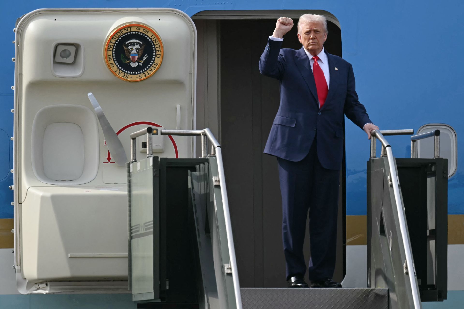 Trump ravive les tensions avec un ordre surprise de tester des armes nucléaires