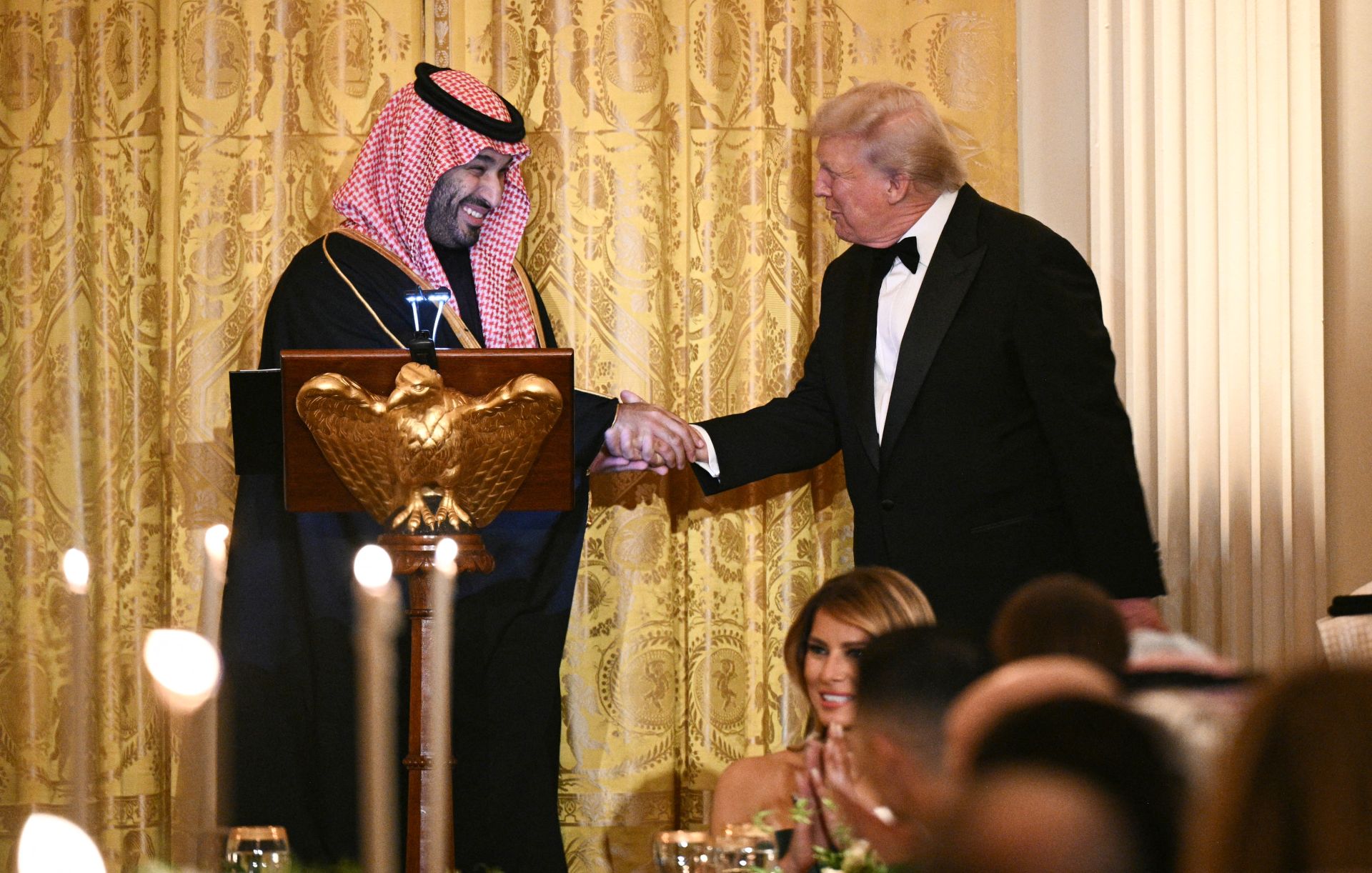 Trump et MBS scellent des accords colossaux