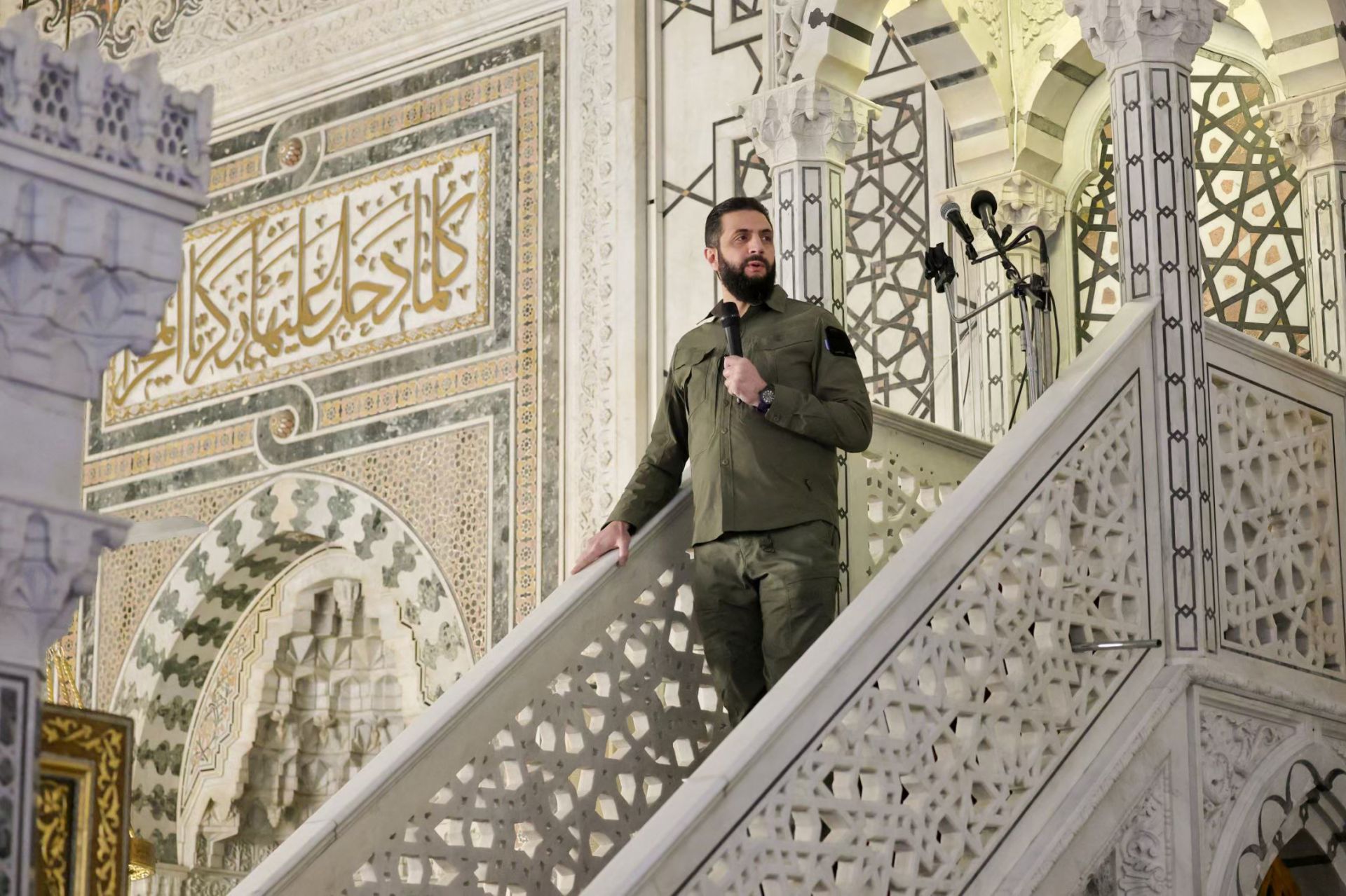 Un an après la chute d'Assad, le président Chareh s'engage à promouvoir la «coexistence» et la justice