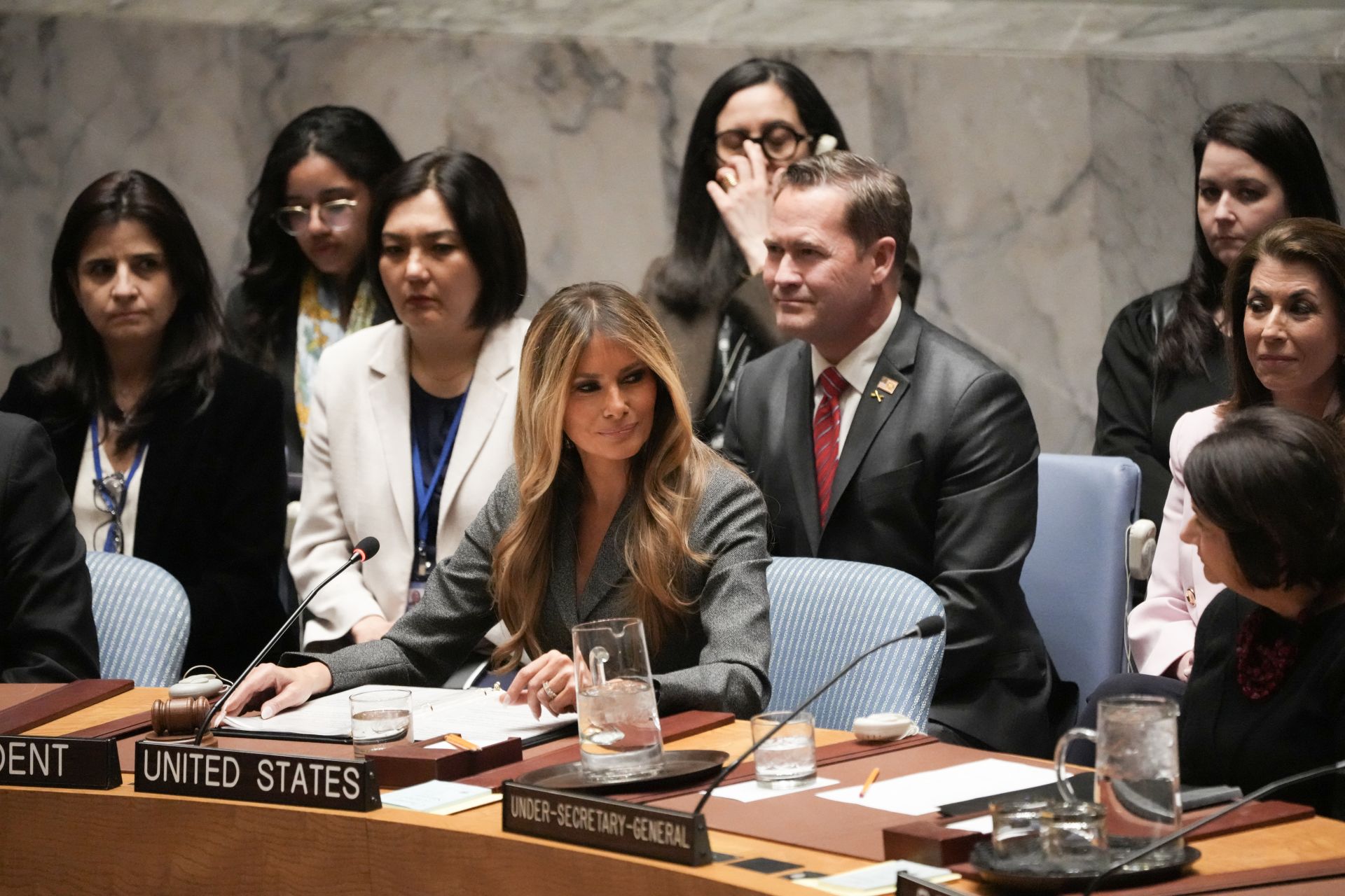 «Merci madame la présidente»: première à l'ONU, Melania Trump préside un Conseil de sécurité
