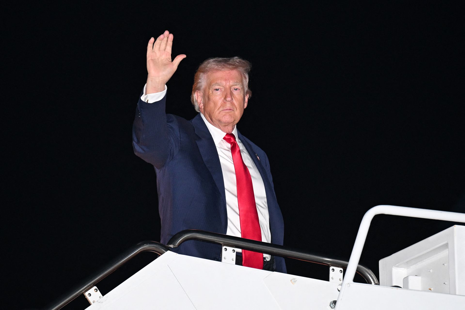 Trump déclare que «l'Iran va être très durement frappé aujourd'hui»