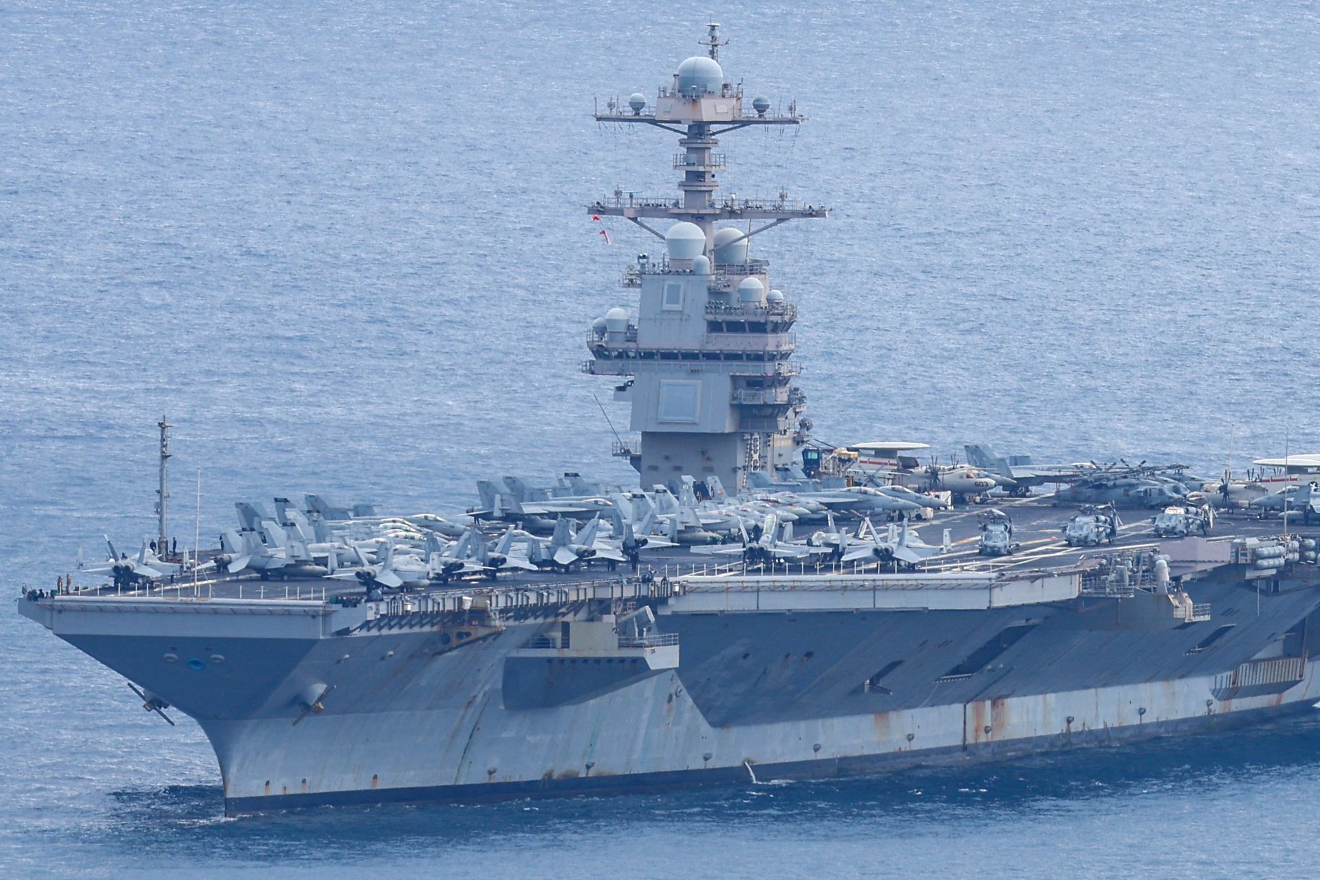 Le porte-avion américain USS Ford quitte la Méditerranée