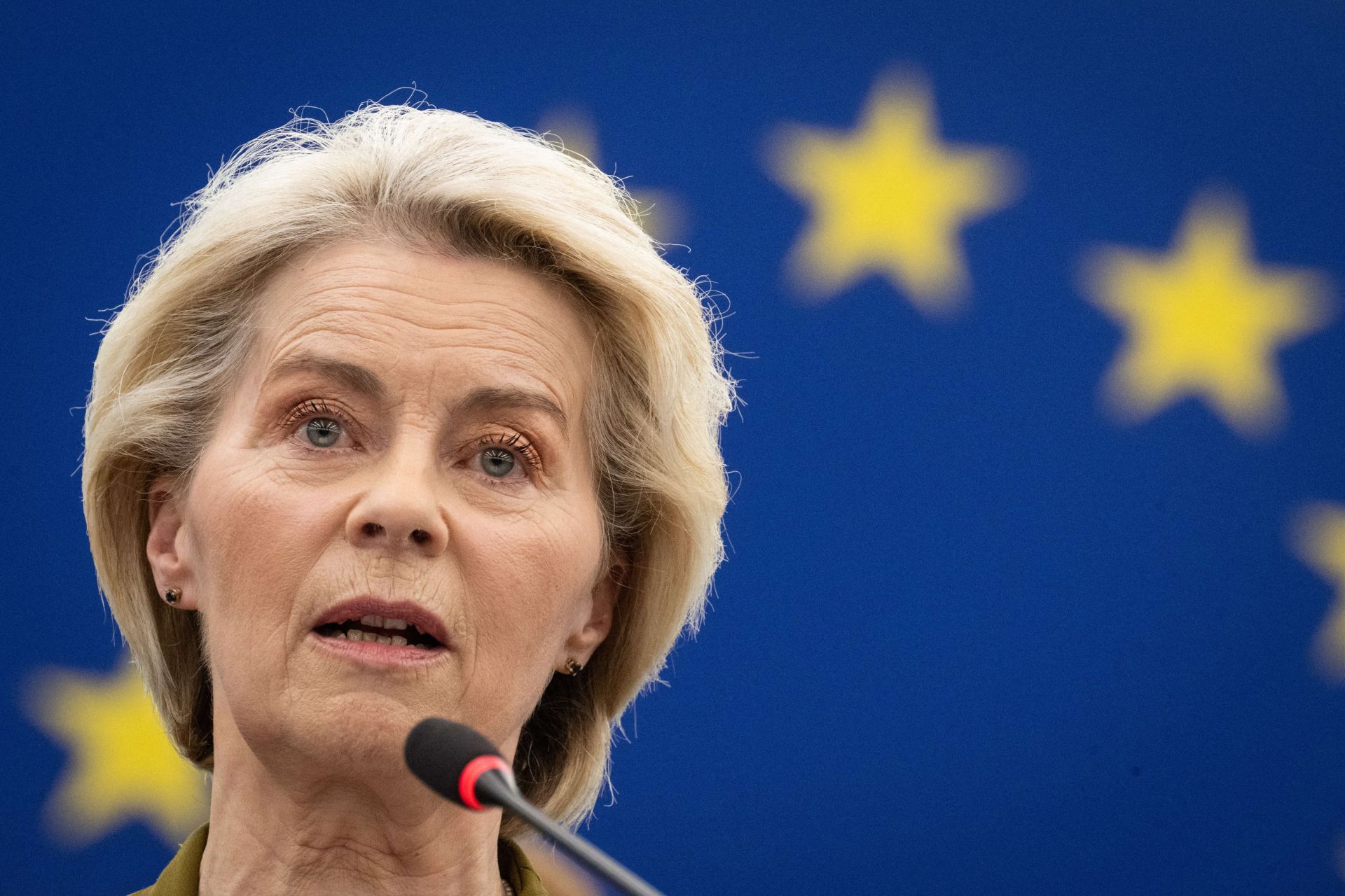 Von der Leyen: Le Kremlin impose un «rideau de fer numérique» aux Russes