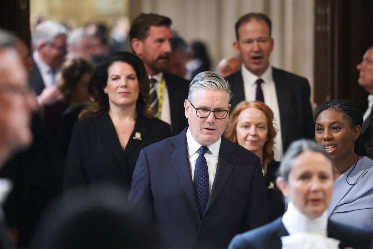 Starmer menacé à sa gauche et sa droite par de potentiels rivaux pour le remplacer