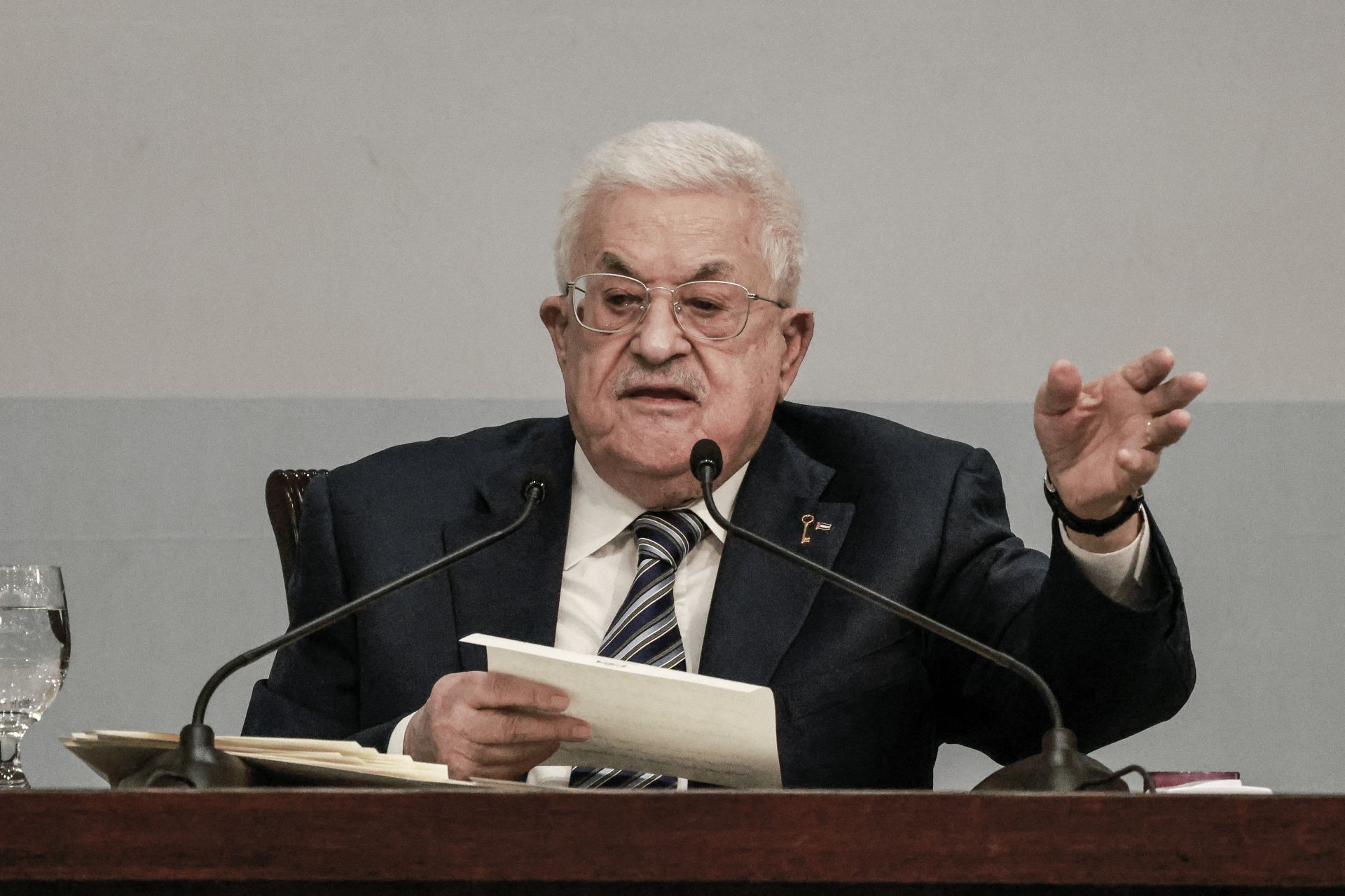 Autorité palestinienne: le fils d'Abbas élu au comité central