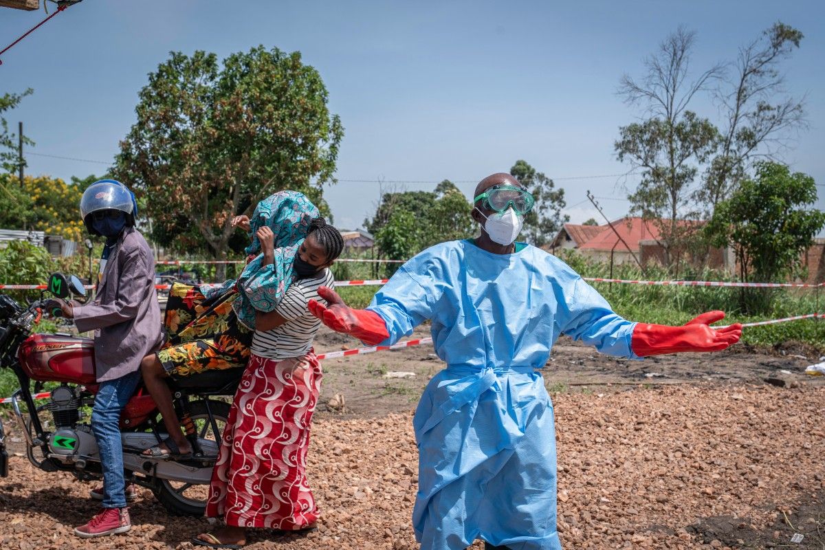 La RDC, frappée par Ebola, fait face à un «choc catastrophique entre maladie et conflit», selon le chef de l’OMS