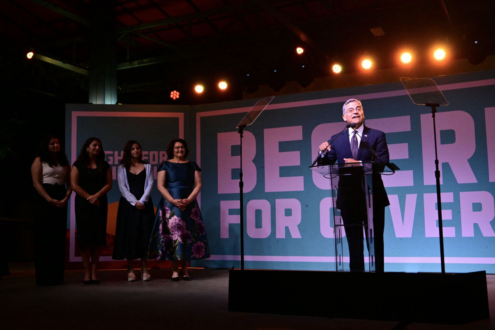 USA: les démocrates tiennent la corde aux primaires en Californie et à Los Angeles