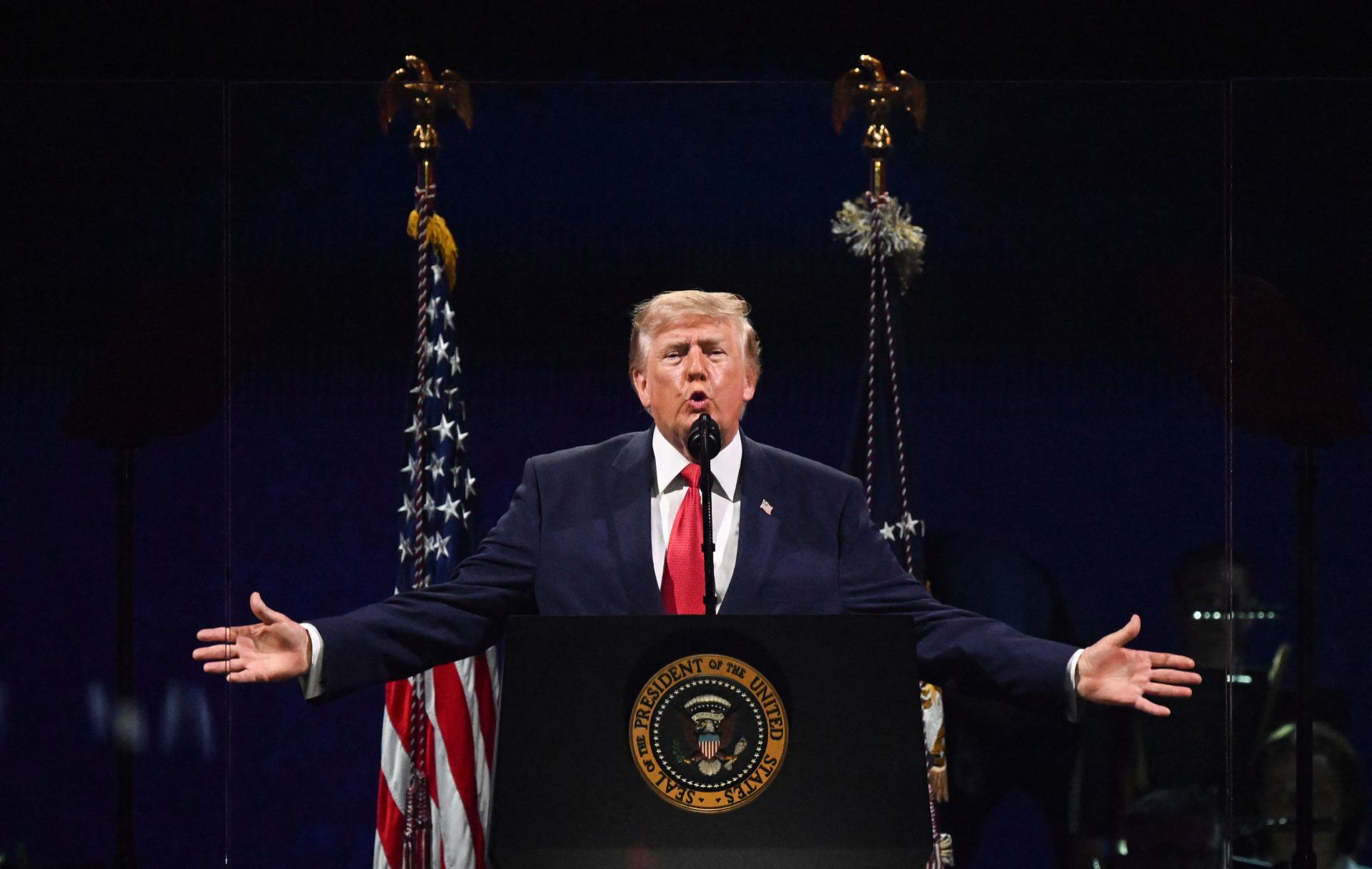 Trump dit que les États-Unis seront «payés» pour surveiller le détroit d'Ormuz