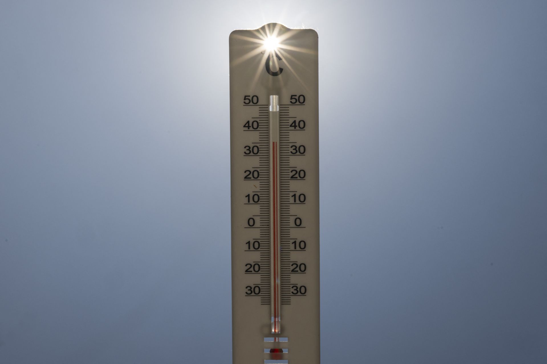 Canicule en France: 1.243 morts en excès du 3 au 22 juillet