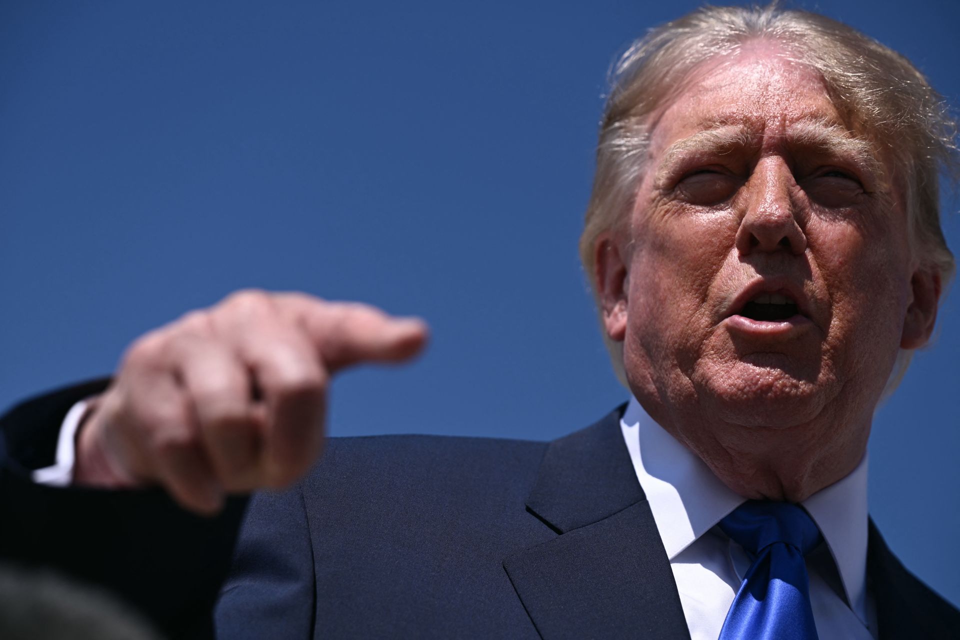 Trump: la guerre avec l'Iran s'arrêtera «immédiatement» après les législatives de novembre aux États-Unis