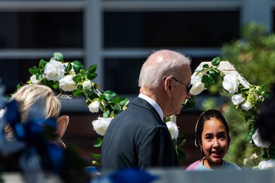 Biden à Uvalde, empathique mais impuissant