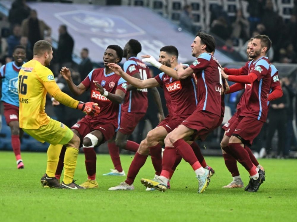 Coupe de France: coup de tonnerre à Marseille