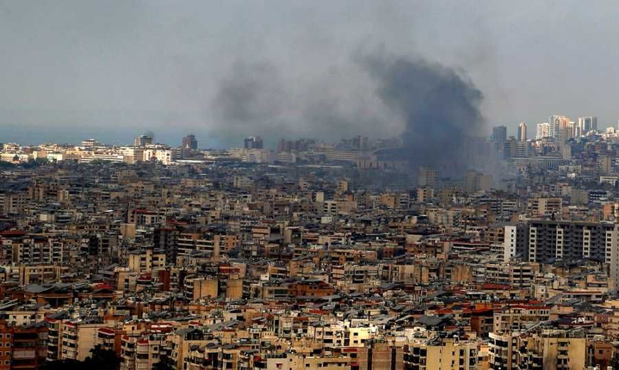 Les frappes aériennes israéliennes sur la banlieue sud de Beyrouth provoquent des déplacements de population massifs.