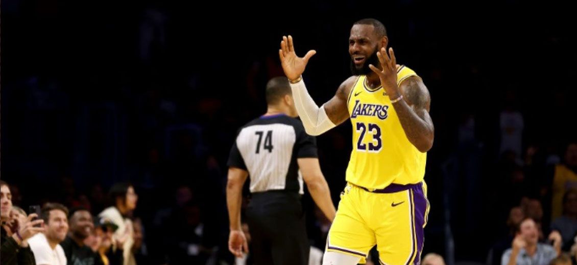 NBA: LeBron James en patron, Denver tombe