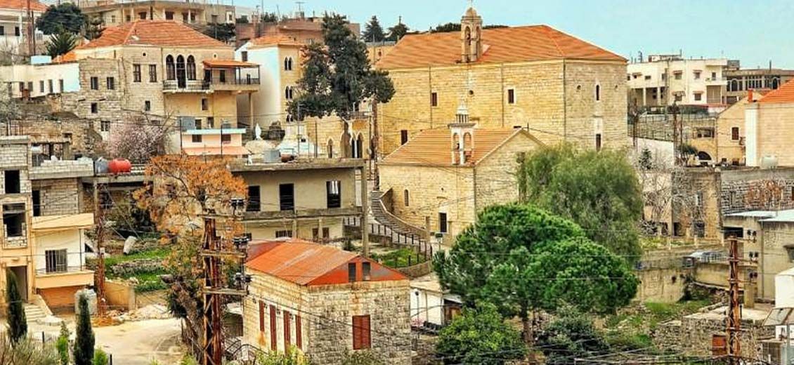 Des habitants de Aïn Ebel refoulés par un barrage armé à l’entrée de Bint Jbeil