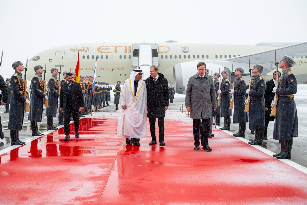 Russie : Poutine reçoit le président des Emirats, hôte des pourparlers sur l'Ukraine