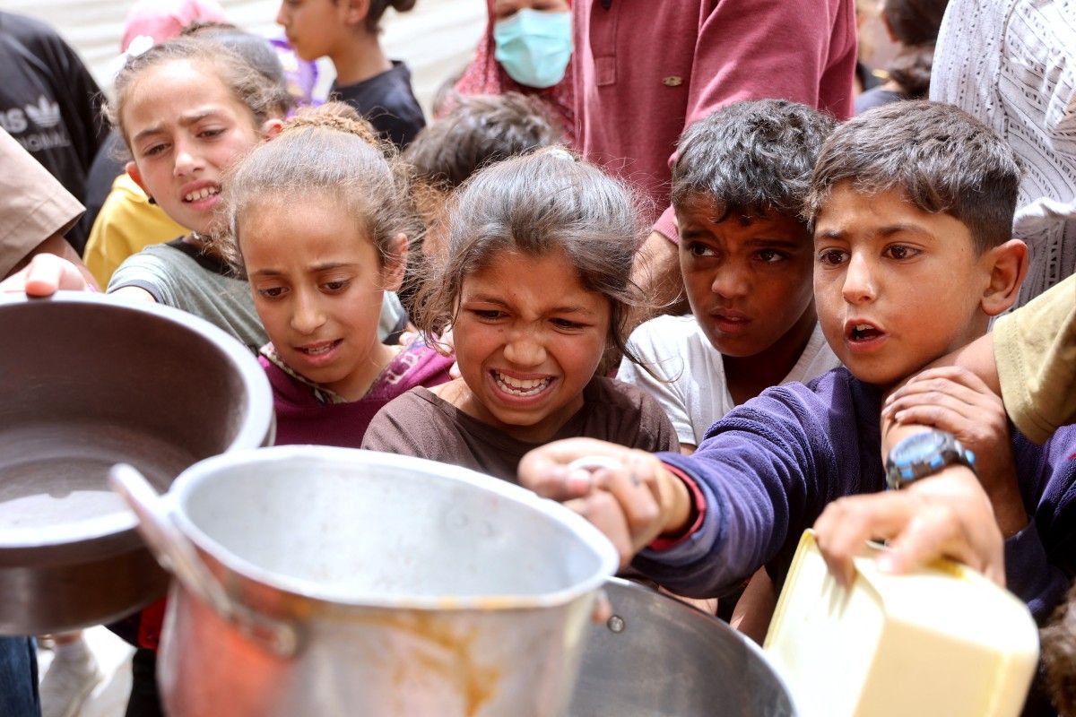 Gaza : les opérations humanitaires « au bord de l’effondrement total », alerte la Croix-Rouge