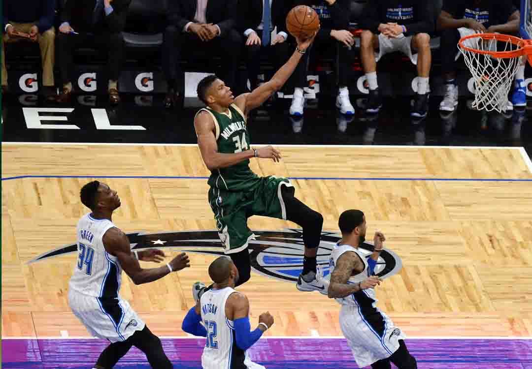 NBA: Antetokounmpo fait le show face à Brooklyn, Utah perd à Toronto