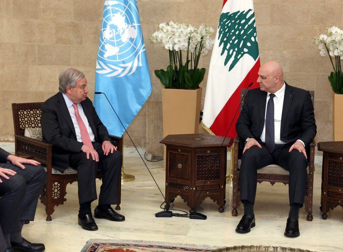 Guterres à Beyrouth: solidarité avec le peuple libanais, Aoun réitère son appel à négocier