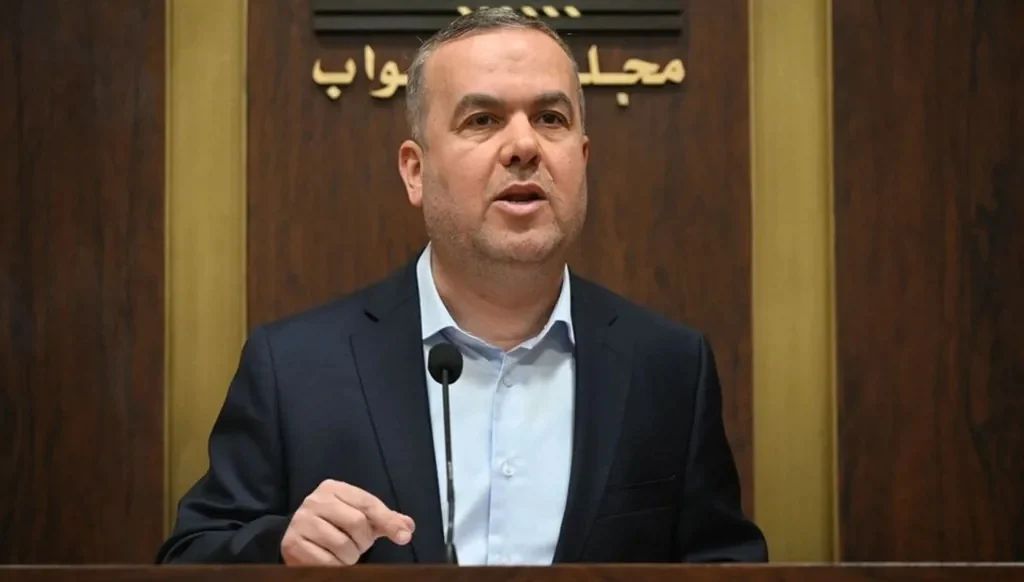 Hassan Fadlallah qualifie les négociations directes avec Israël de «violation flagrante» de la Constitution