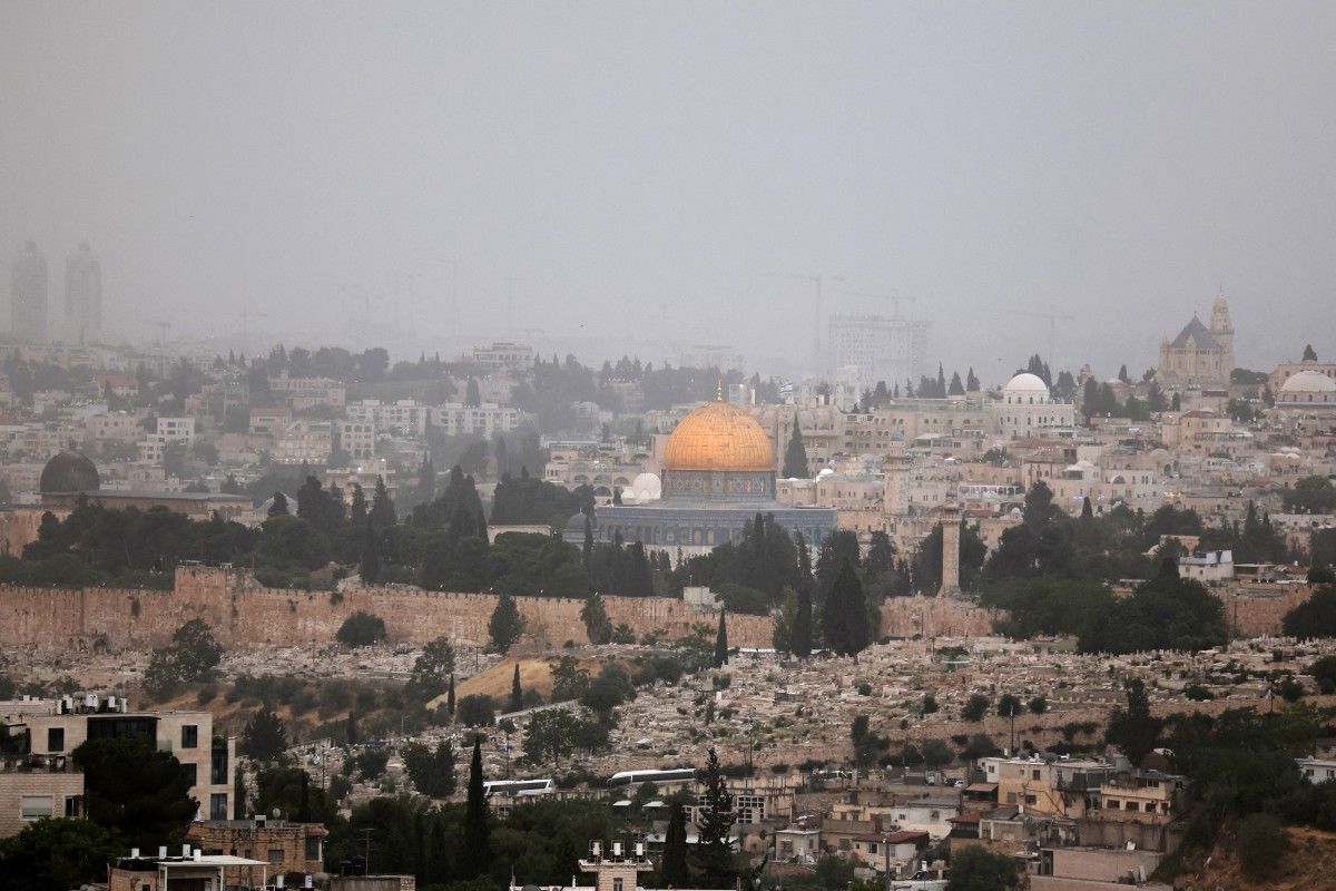 Netanyahou met en garde contre le risque d'une propagation des incendies à Jérusalem