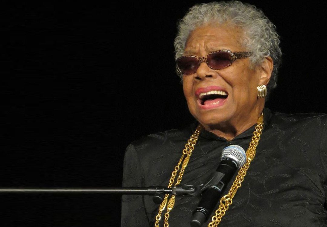 Maya Angelou sur les \