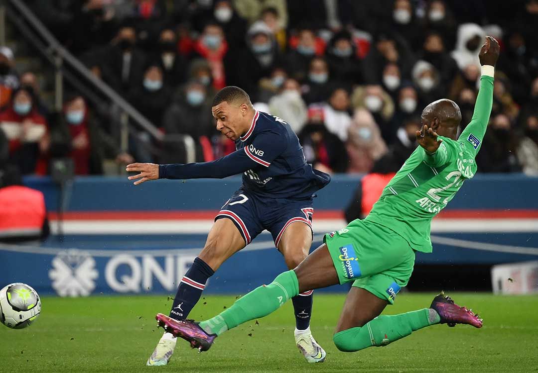 Le PSG avec une étoile sur le maillot