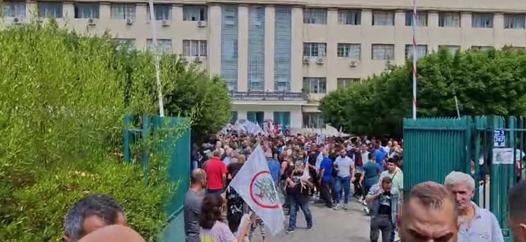 Manifestation contre la scolarisation des réfugiés syriens résidant illégalement au Liban 