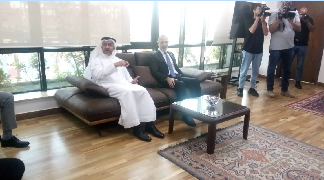 Le Liban et les EAU explorent des pistes de coopération pour le développement des ports et de l’aéroport