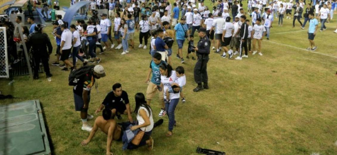 Salvador: douze morts lors d'une bousculade dans un stade de football