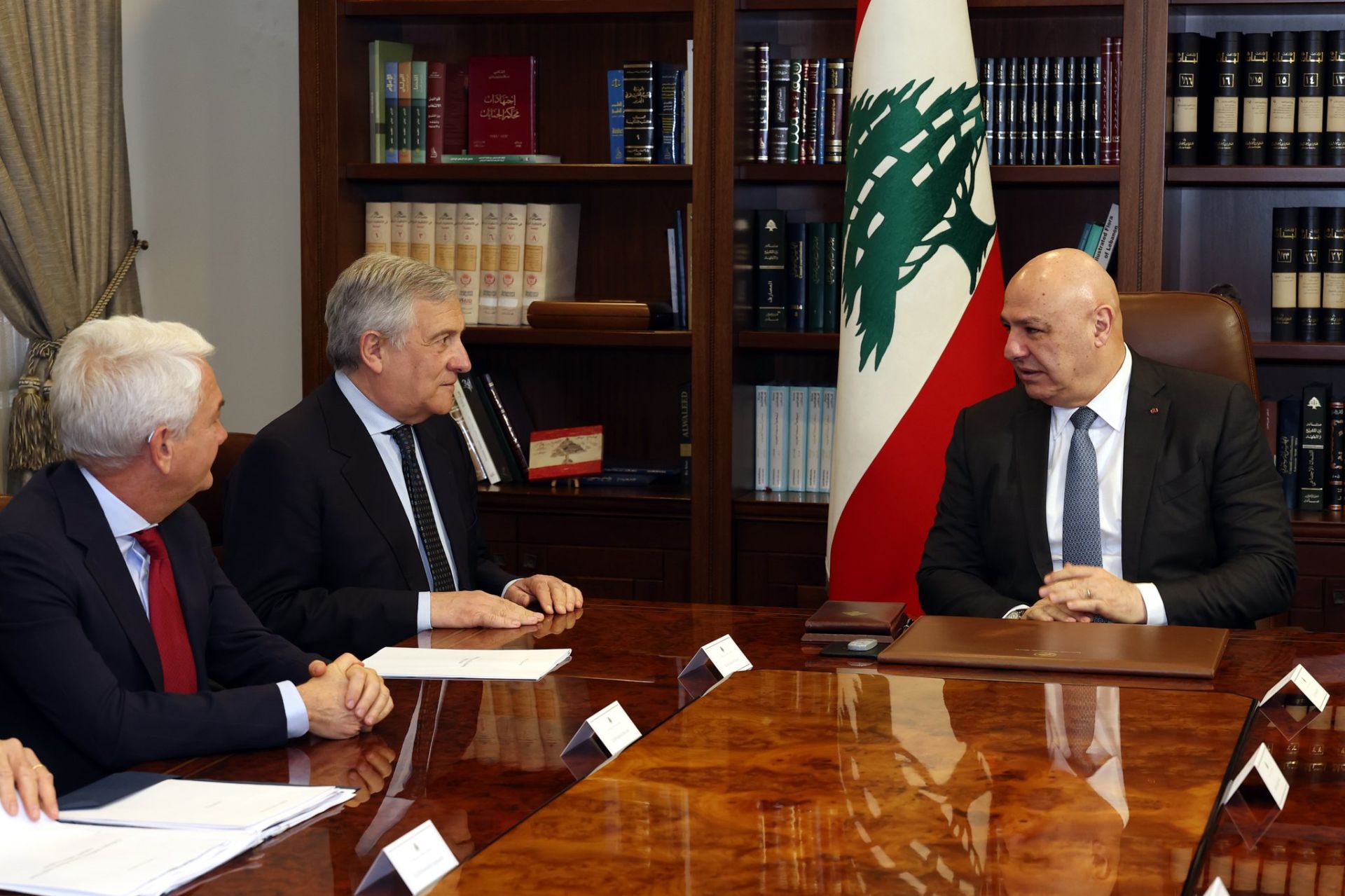 Tajani plaide pour un cessez-le-feu au Liban et propose une médiation