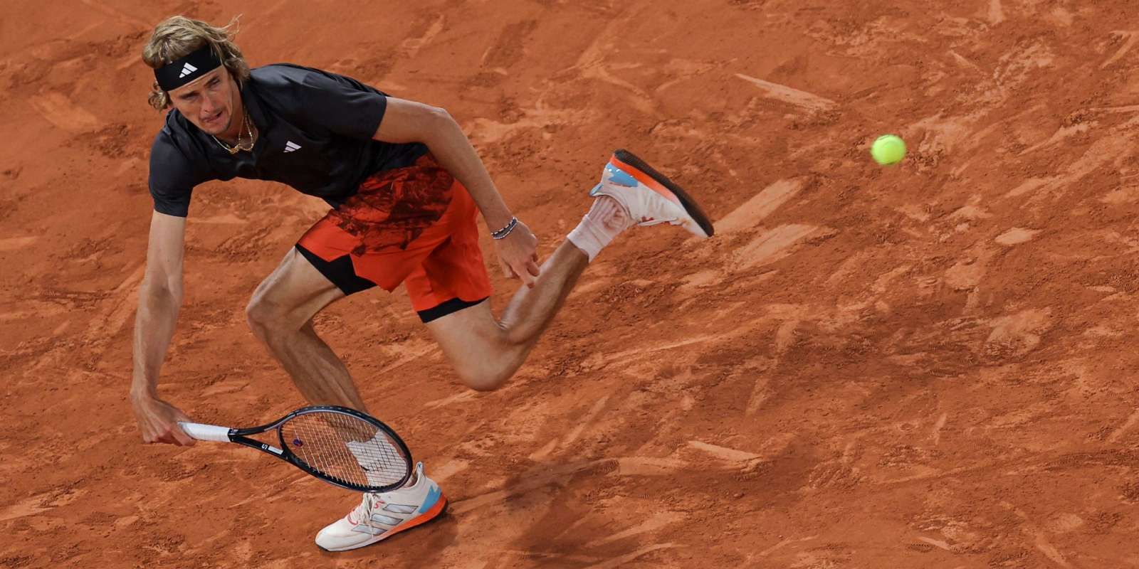 Roland-Garros: Rybakina forfait, le tableau s'ouvre pour Swiatek