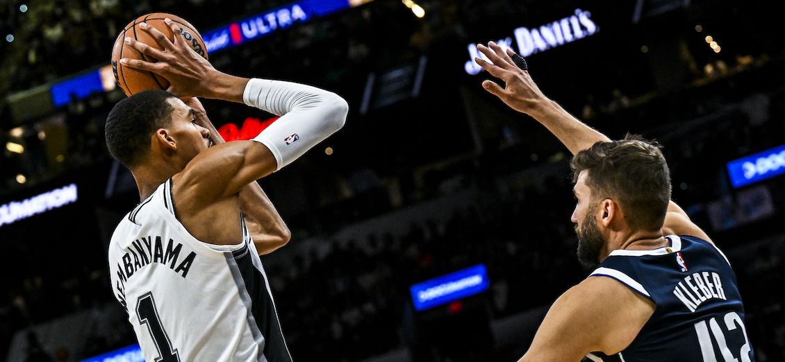 La comète Wembanyama a frappé la NBA, malgré un premier match perdu contre Dallas