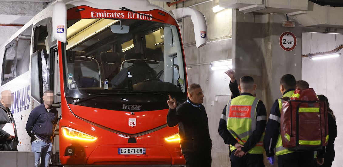 Le match OM-OL annulé après l'attaque du bus lyonnais et la blessure de son entraîneur