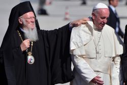 Le pape François en terre orthodoxe