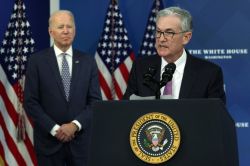 Biden reconduit Jerome Powell à la tête de la Fed