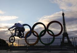 JO-2024 de Paris: la Seine, colonne vertébrale d'une cérémonie inédite