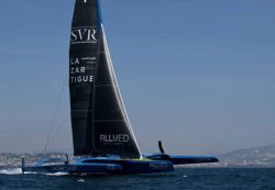 Voile: Gabart s'offre le record de la Méditerranée à bord de son bateau volant