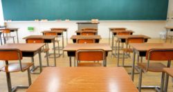 Le syndicat des enseignants dénonce le retard du financement des enseignants retraités privés