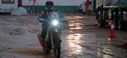 Dakar-2023 : Carlos Sainz prend l'eau lors de la 3e étape