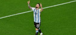 Mondial-2022: l'Argentine domine l’Australie et file en quarts