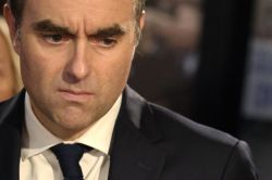 France: dernières heures de tractations pour tenter de sortir de l'impasse politique