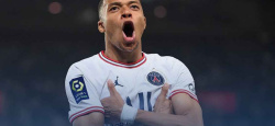 Bleus: Paris, Clairefontaine, Faro... Mbappé sur tous les fronts