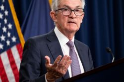 La Fed poursuit la guerre contre l'inflation aux Etats-Unis