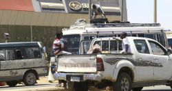 A Khartoum, les combats ne faiblissent pas