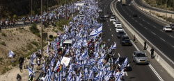 Réforme judiciaire en Israël: la grande muette fait entendre sa voix