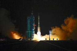 Un nouvel équipage arrive dans la station spatiale chinoise