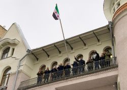 Moscou : l’ambassade syrienne sous le drapeau de l’opposition